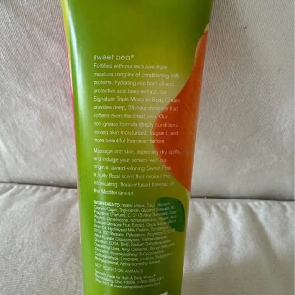 Bath & Body Works Sweet Pea Triple Moisture Body Cream 8 oz Older Formula